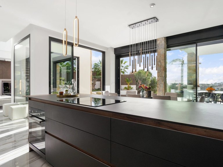 Villa for Sale in Villamartin, Alicante 18