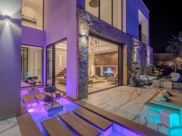 Villa for Sale in Villamartin, Alicante 44