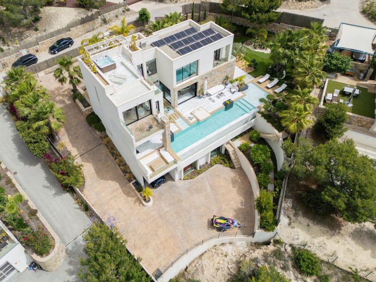 Villa for Sale in Villamartin, Alicante 49