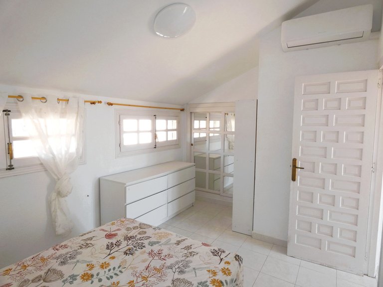 Apartment for Sale in Torrevieja, Alicante 27