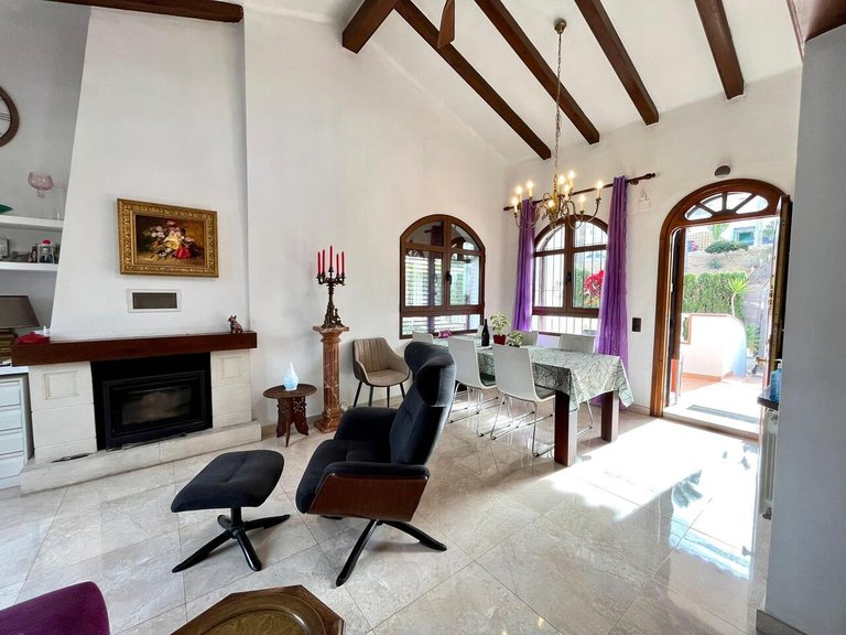 Villa for Sale in Villamartin, Alicante 20