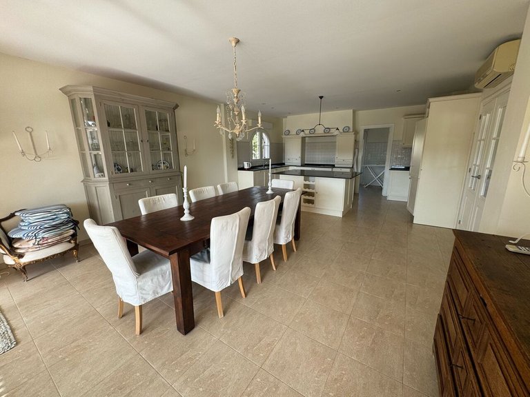 Villa for Sale in La Zenia, Alicante 12