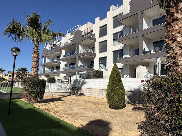 Apartment for Sale in Villamartin, Alicante 4