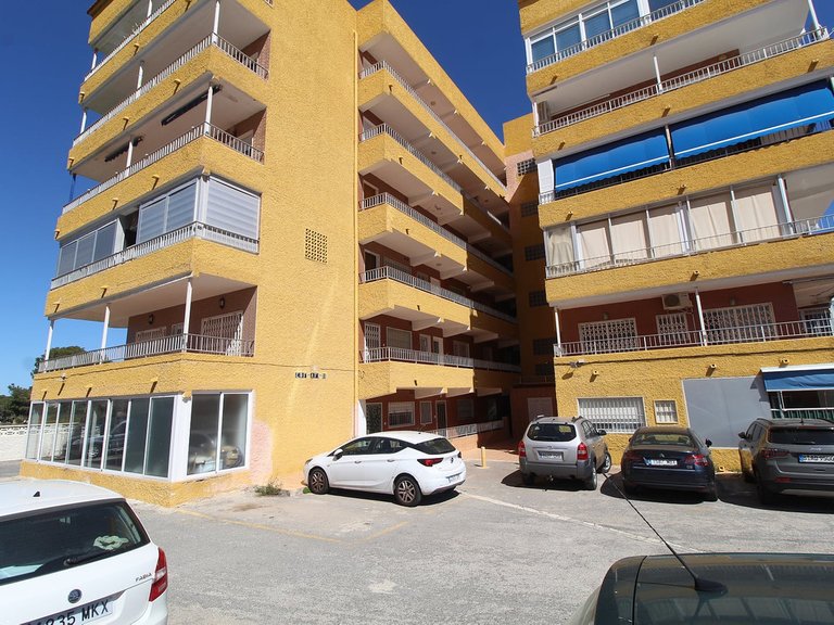 Apartment for Sale in Punta Prima, Alicante 2