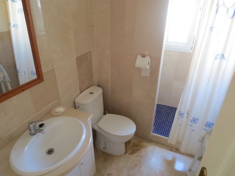 Villa for Sale in Villamartin, Alicante 13