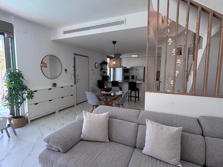 Villa for Sale in Villamartin, Alicante 11