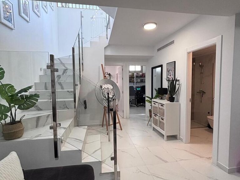 Villa for Sale in Villamartin, Alicante 43
