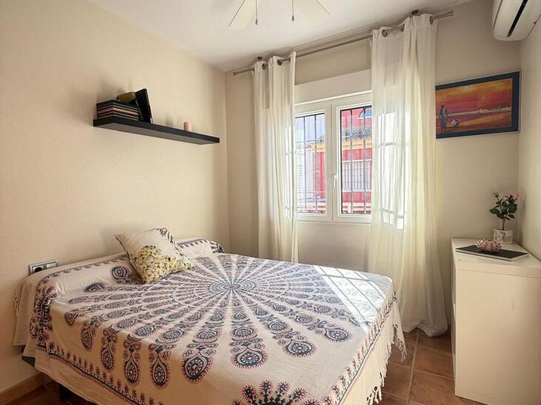 Villa for Sale in Pilar De La Horadada, Alicante 21