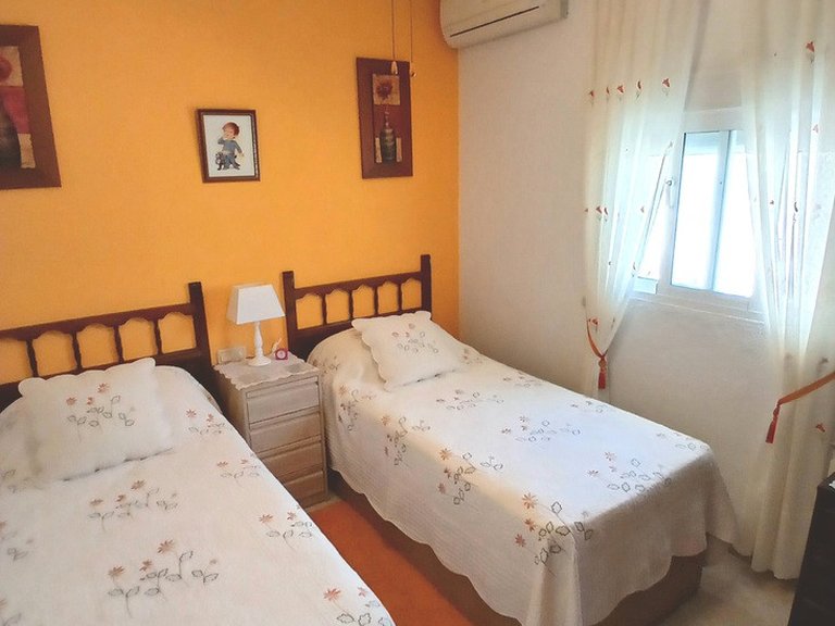 Villa for Sale in Villamartin, Alicante 20