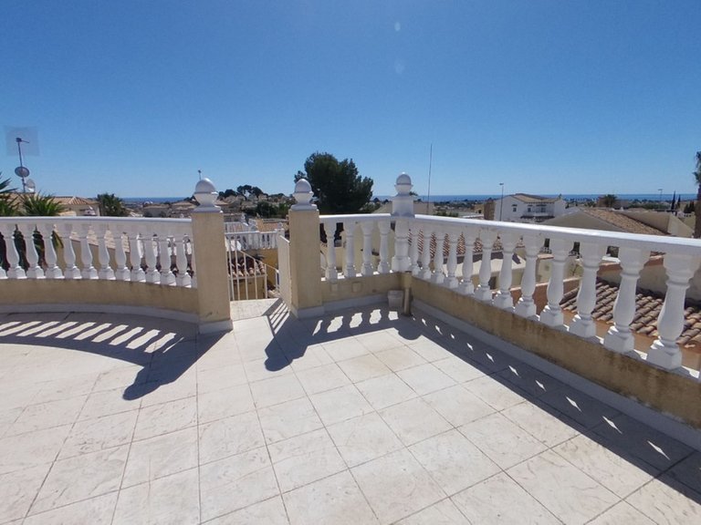 Villa for Sale in Villamartin, Alicante 35
