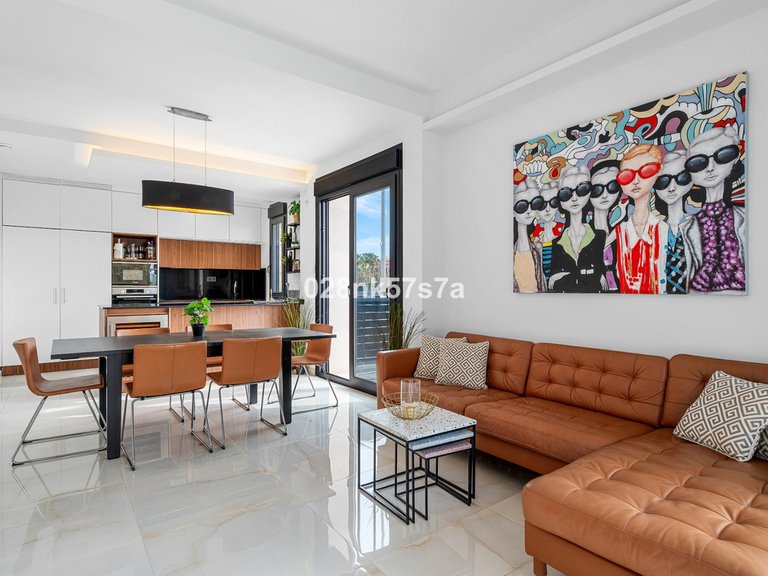 Villa for Sale in Cabo Roig, Alicante 6