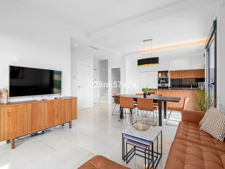 Villa for Sale in Cabo Roig, Alicante 7