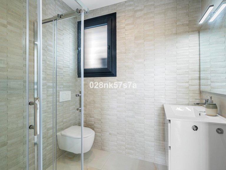 Villa for Sale in Cabo Roig, Alicante 17