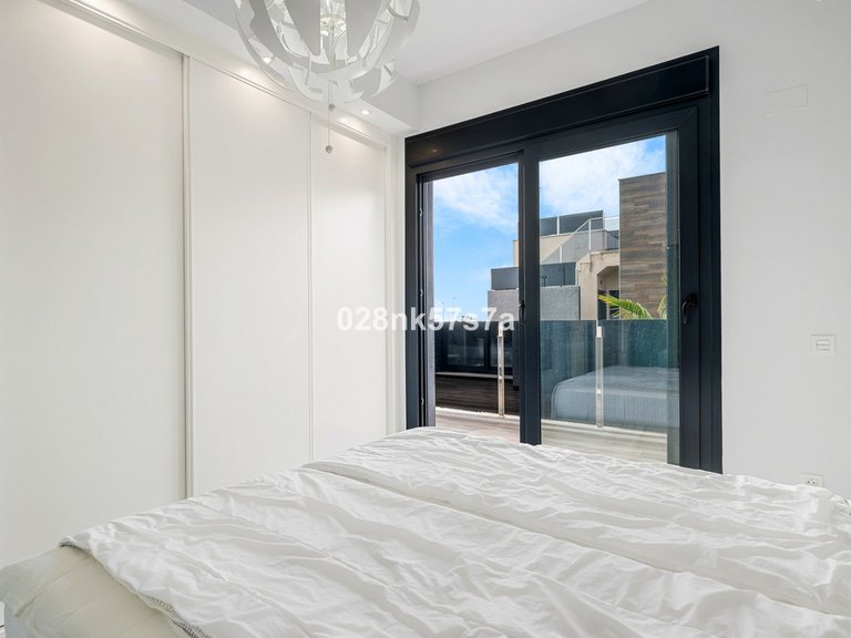 Villa for Sale in Cabo Roig, Alicante 20