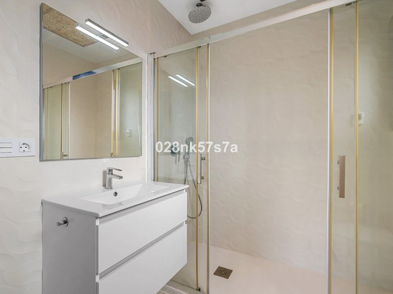 Villa for Sale in Cabo Roig, Alicante 22
