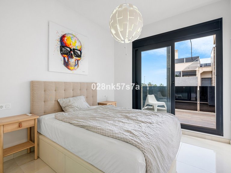 Villa for Sale in Cabo Roig, Alicante 23