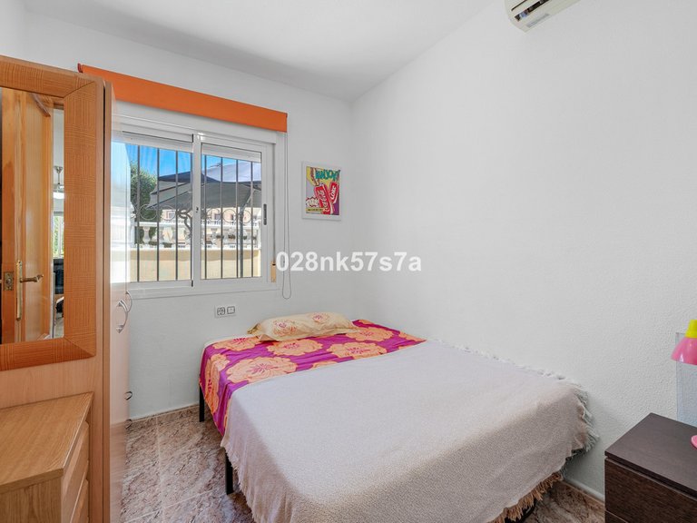 Town House for Sale in La Zenia, Alicante 12