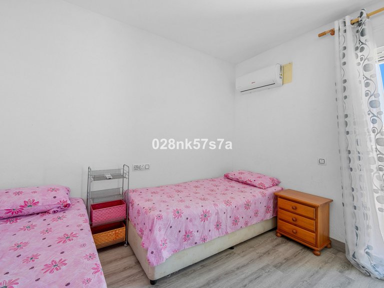 Town House for Sale in La Zenia, Alicante 28