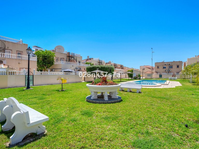 Town House for Sale in La Zenia, Alicante 34