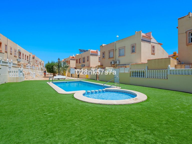 Town House for Sale in La Zenia, Alicante 37