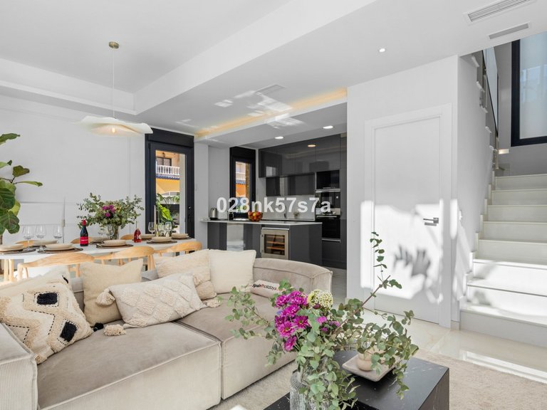 Villa for Sale in Campoamor, Alicante 15