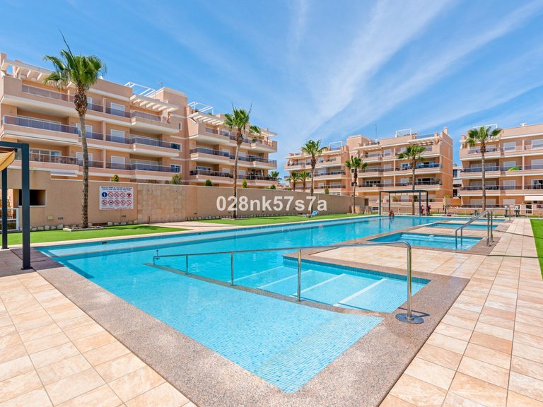 Apartment for Sale in Los Dolses, Alicante 40
