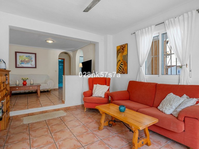 Villa for Sale in Playa Flamenca, Alicante 3