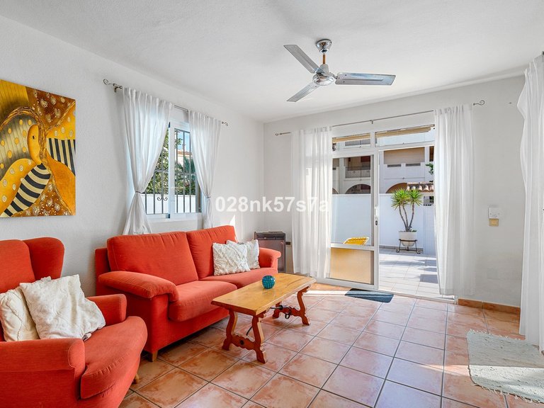 Villa for Sale in Playa Flamenca, Alicante 5