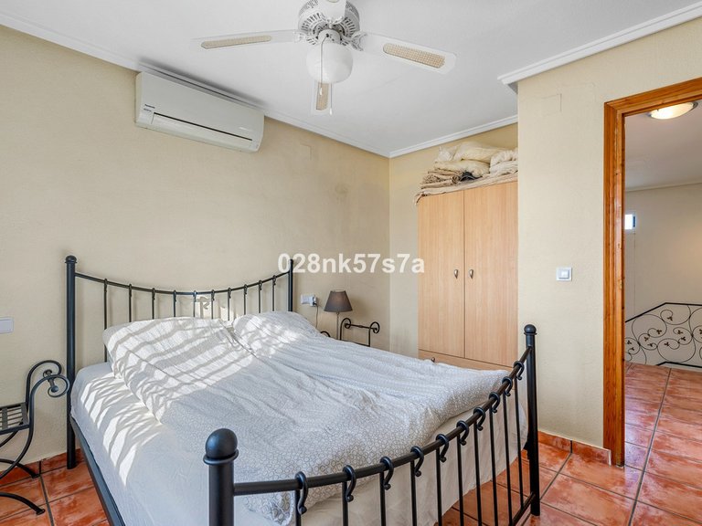 Villa for Sale in Playa Flamenca, Alicante 17