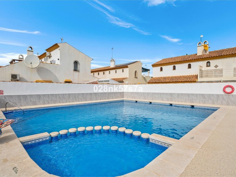 Town House for Sale in La Zenia, Alicante 4