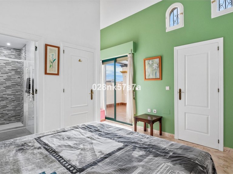 Town House for Sale in La Zenia, Alicante 17