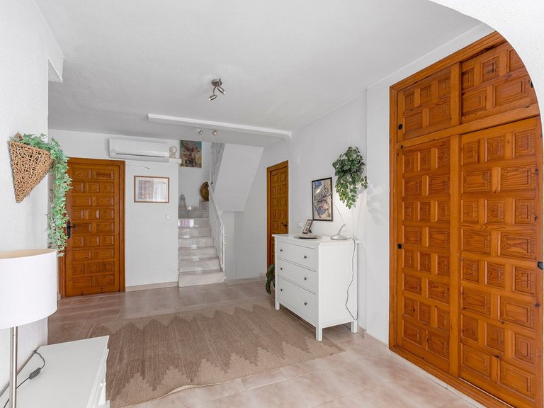 Apartment for Sale in Torrevieja, Alicante 26