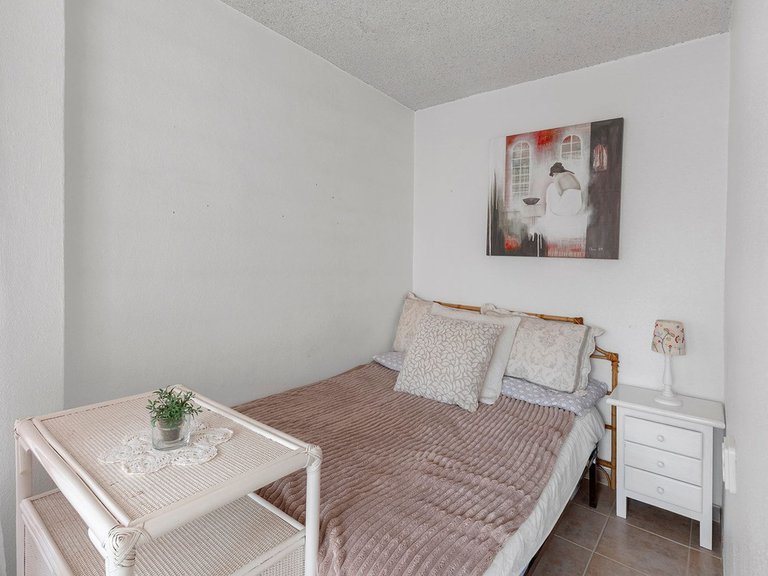 Apartment for Sale in Torrevieja, Alicante 28