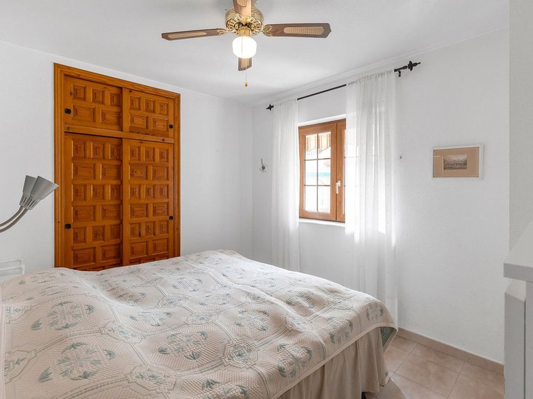 Apartment for Sale in Torrevieja, Alicante 30