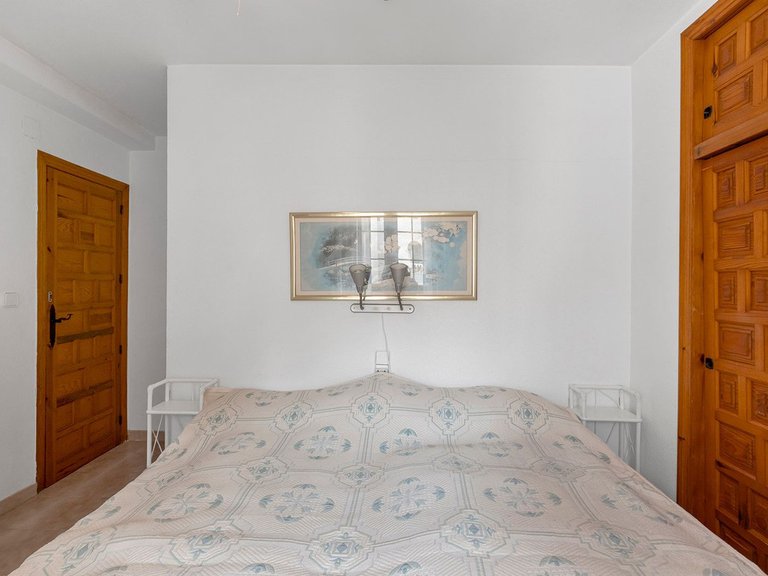 Apartment for Sale in Torrevieja, Alicante 31
