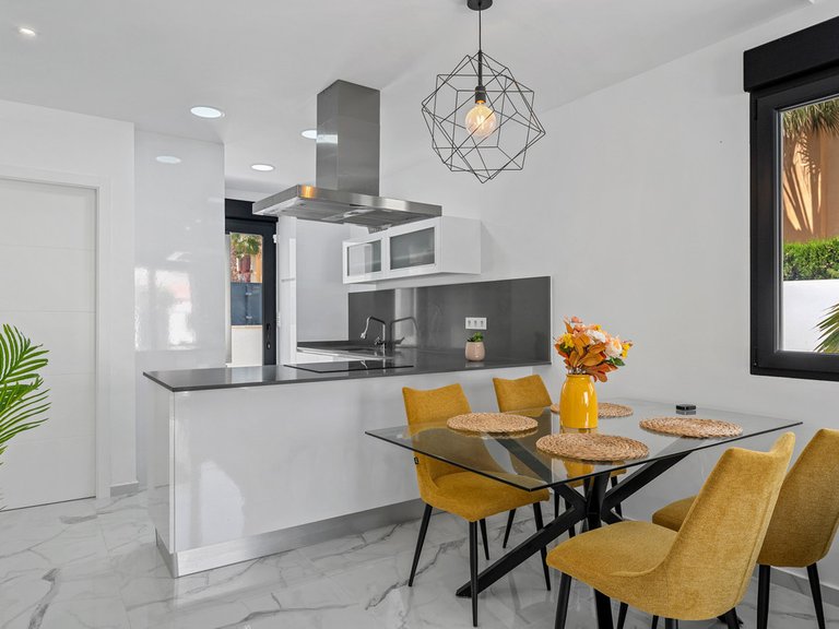 Villa for Sale in Torrevieja, Alicante 5
