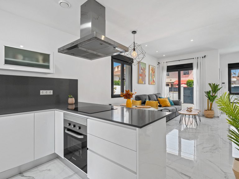 Villa for Sale in Torrevieja, Alicante 8