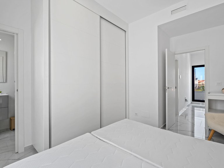 Villa for Sale in Torrevieja, Alicante 16