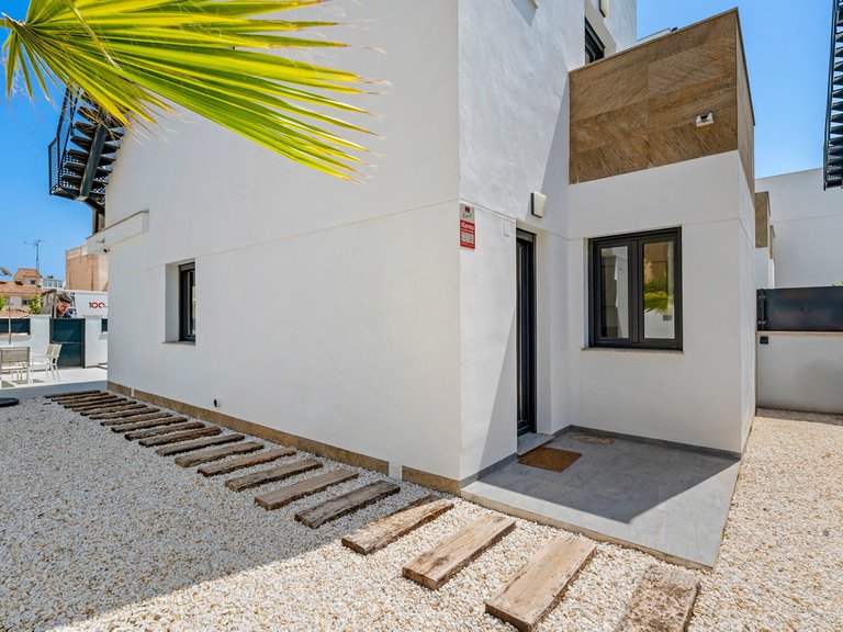 Villa for Sale in Torrevieja, Alicante 31