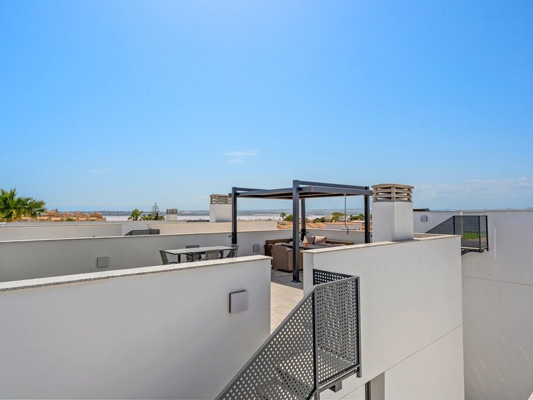 Villa for Sale in Torrevieja, Alicante 38