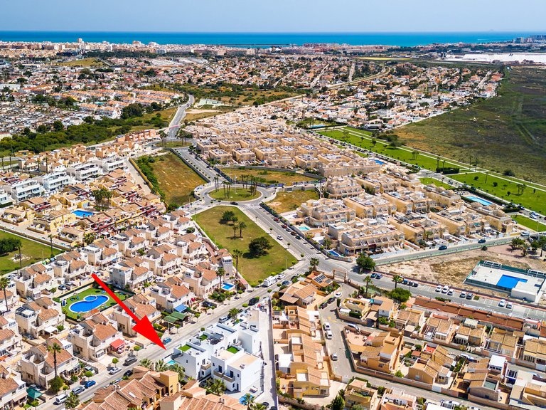 Villa for Sale in Torrevieja, Alicante 44