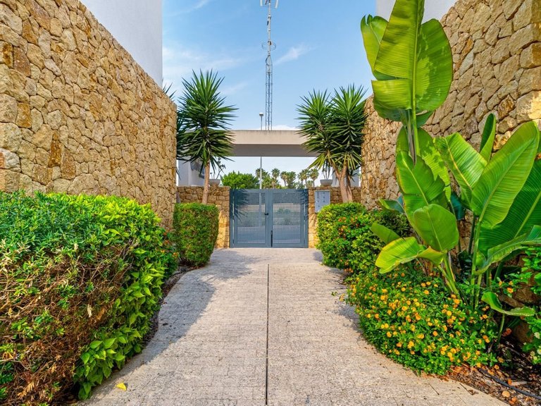 Villa for Sale in Ciudad Quesada, Alicante 32
