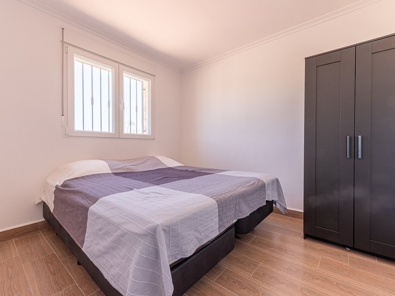Villa for Sale in La Romana, Alicante 6