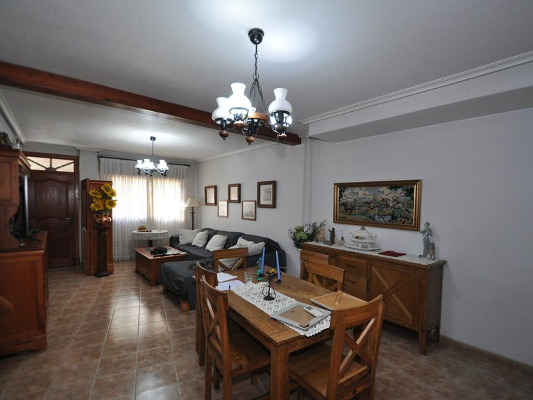 Town House for Sale in Pinoso, Alicante 4