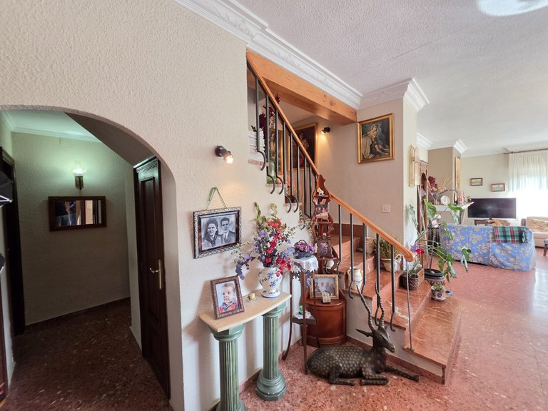 Villa for Sale in Elda, Alicante 16