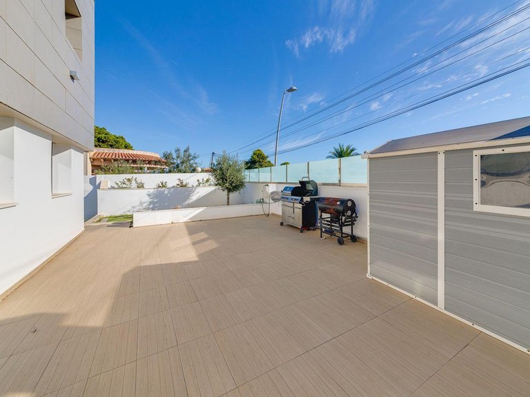 Villa for Sale in Los Balcones, Alicante 36