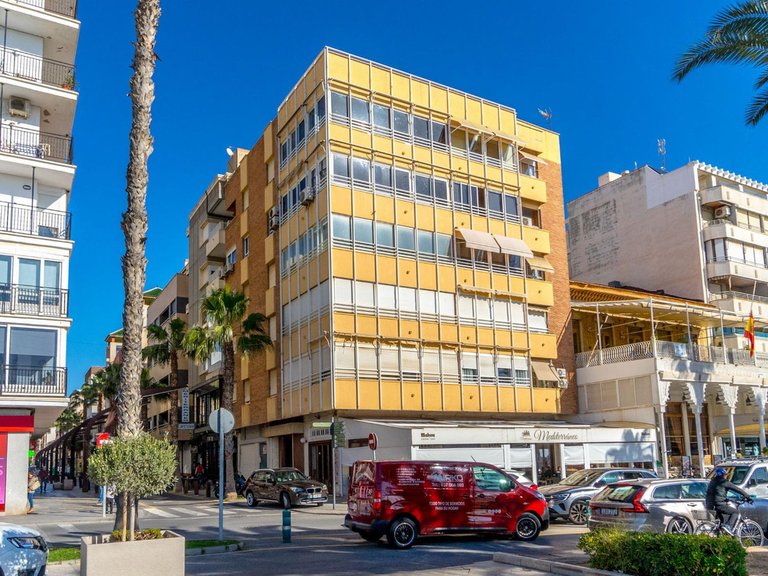 Apartment for Sale in Torrevieja, Alicante 21