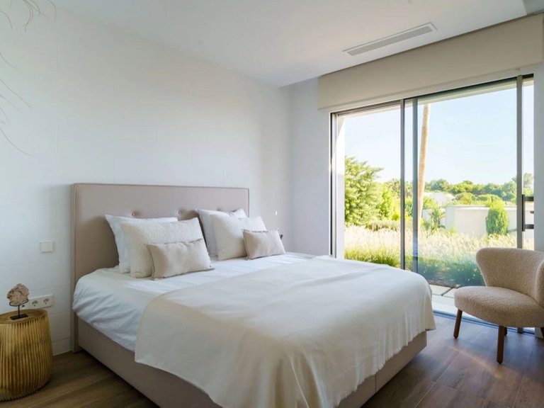 Villa for Sale in Las Colinas, Alicante 12