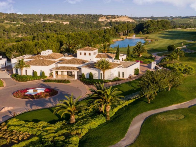 Villa for Sale in Las Colinas, Alicante 26