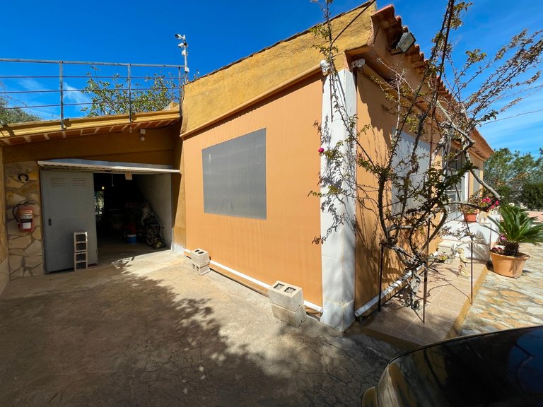 Villa for Sale in Guardamar Del Segura, Alicante 8